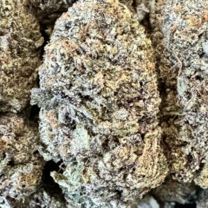 Strudel strain with energizing effects and AAAA-grade quality