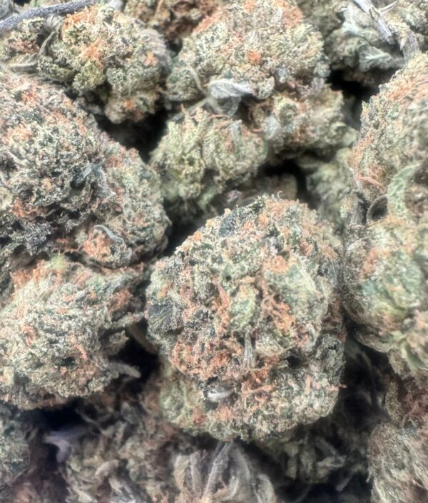 Headband 60% Indica 40% Sativa that includes unique and well - rounded high THC 18-20 %